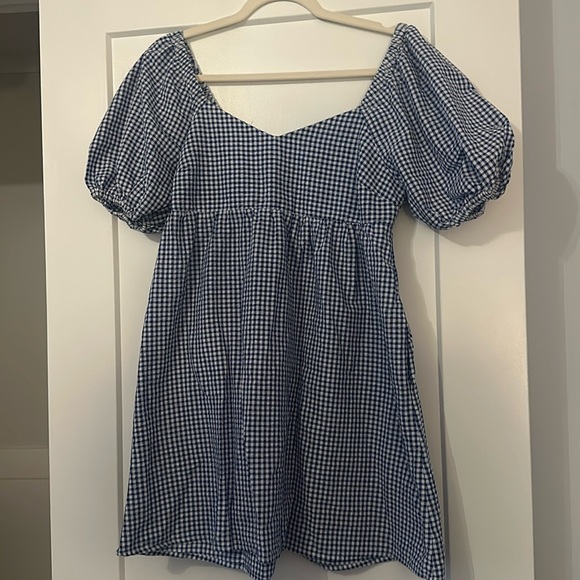 Old Navy - Blue Gingham Dress; Sweetheart Neck w/Puff Sleeve ; Size Small Petite - Picture 1 of 4